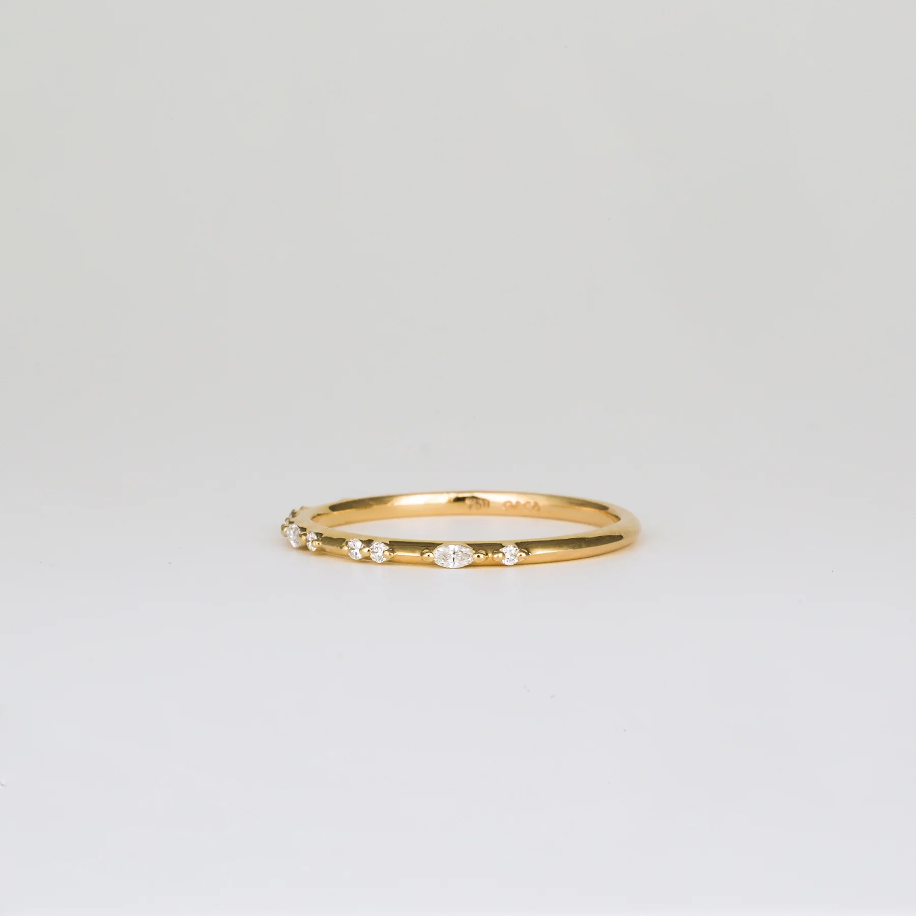 Amelie Straight Diamond Wedding Band | Round & Marquise Cut - Image 3