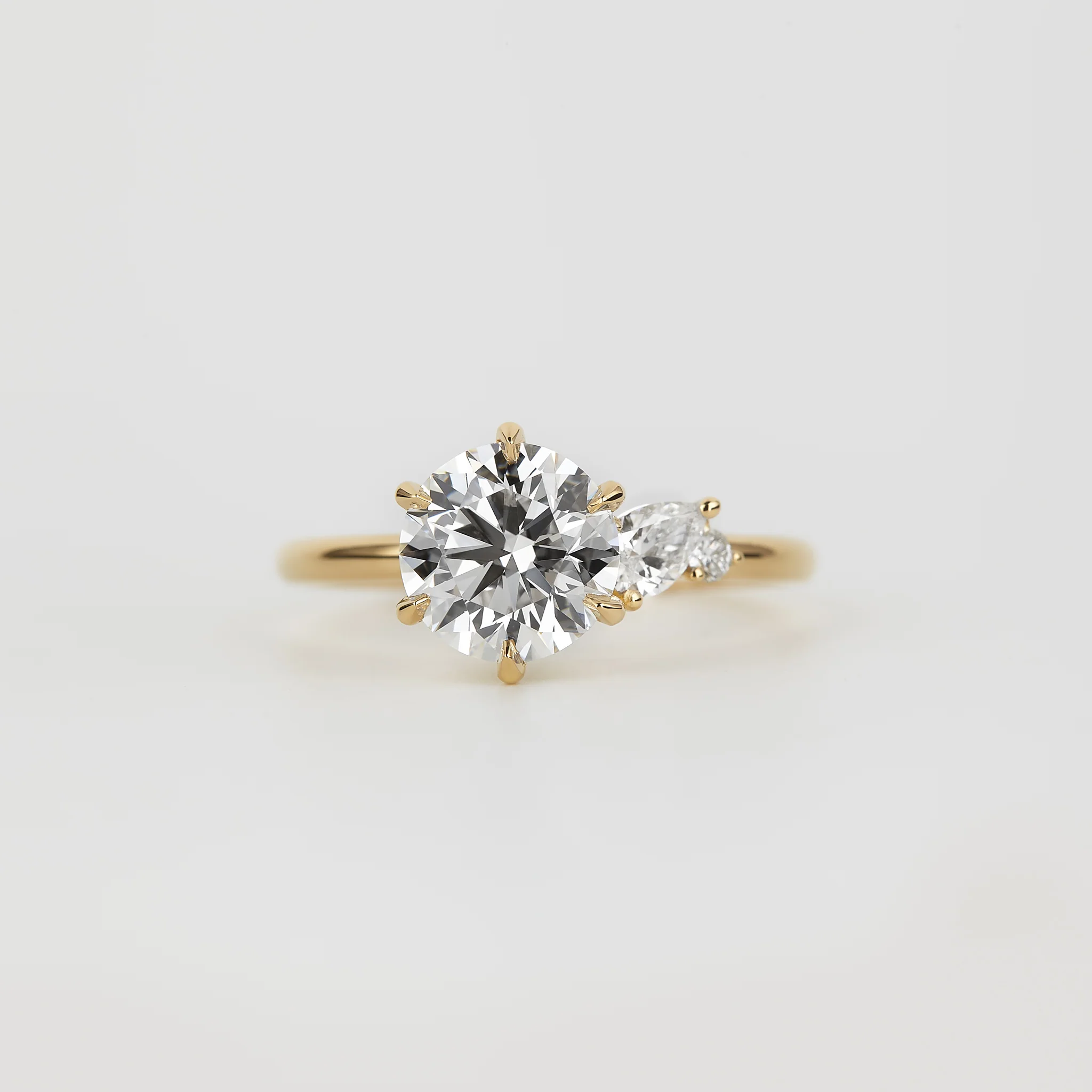 Beatriz Round 1.70ct