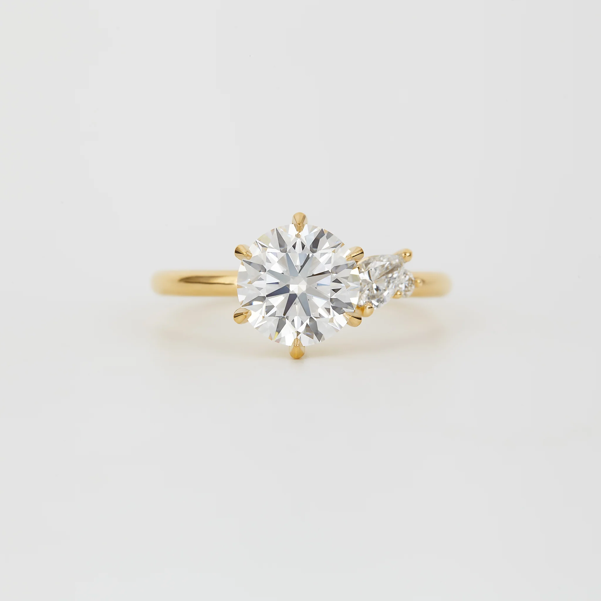 Beatriz Round 1.73ct