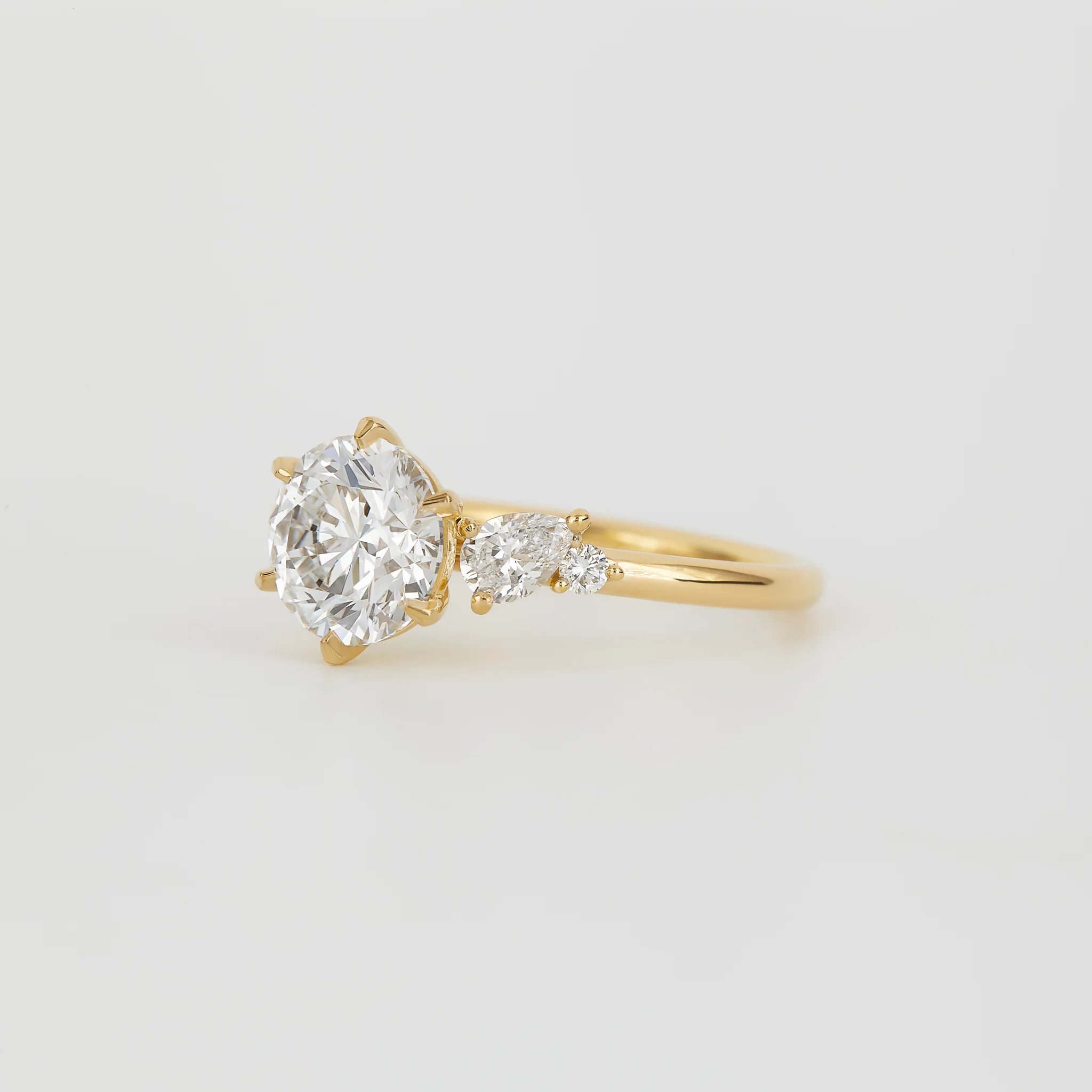 Beatriz Round 1.73ct - Image 2