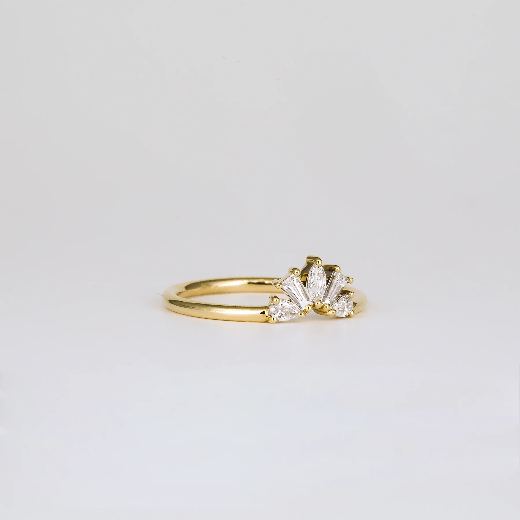 Crown Mini - Image 3