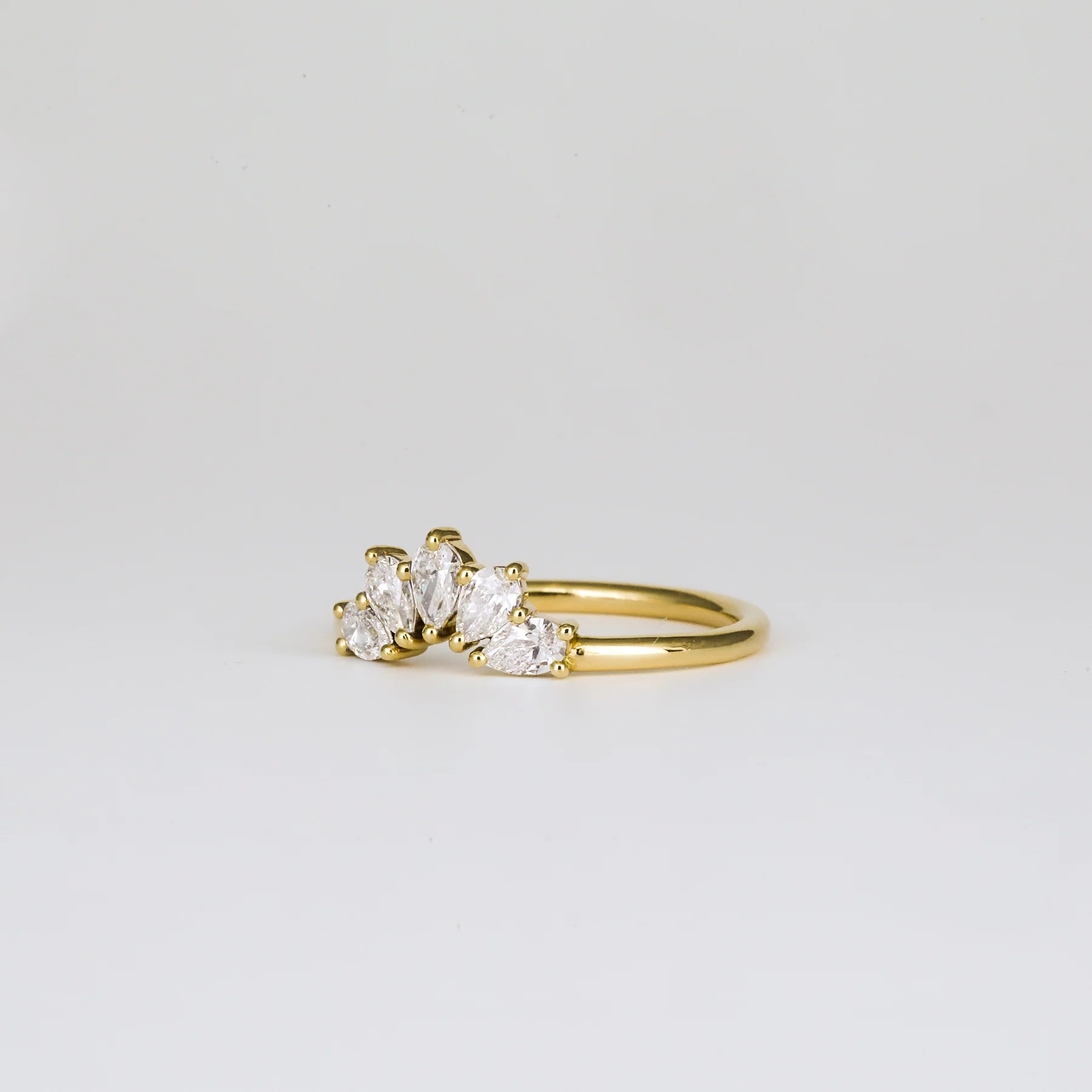 Ella - Image 3