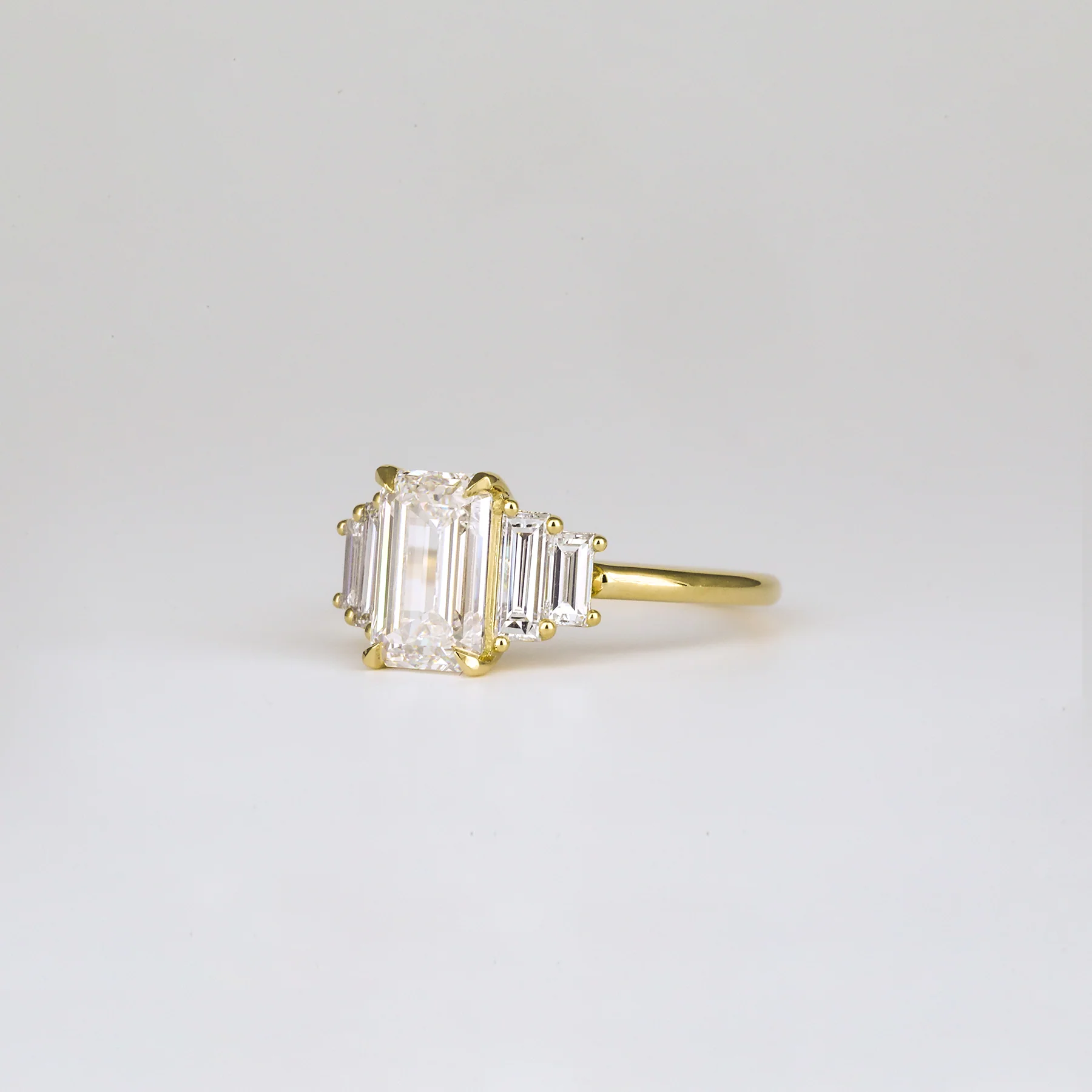 Hedy Diamond 1.82 - Image 4
