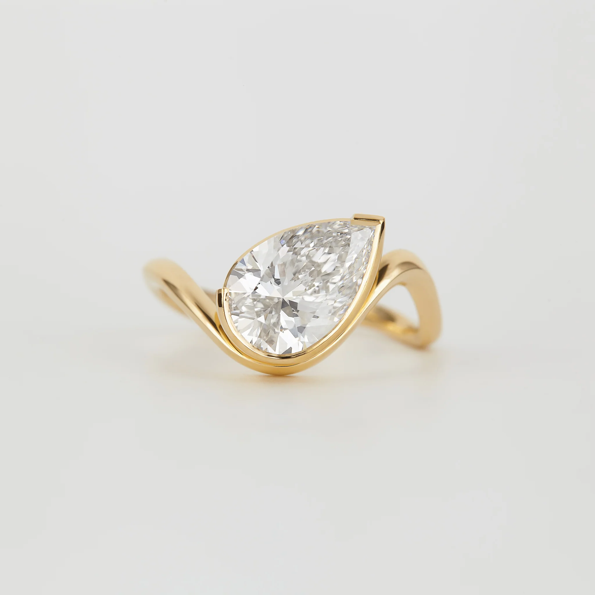 Laraine Pear 2.03ct