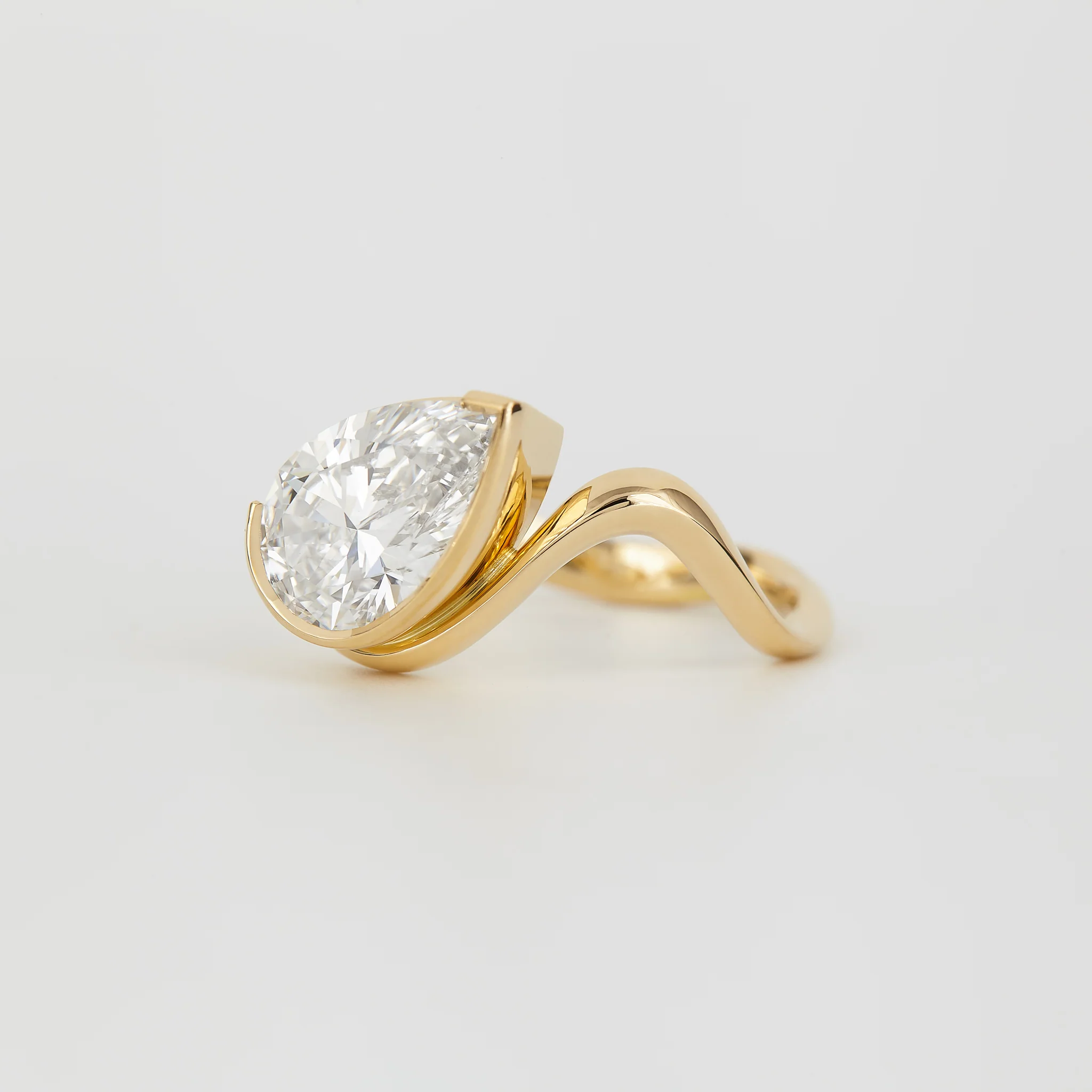 Laraine Pear 2.03ct - Image 2