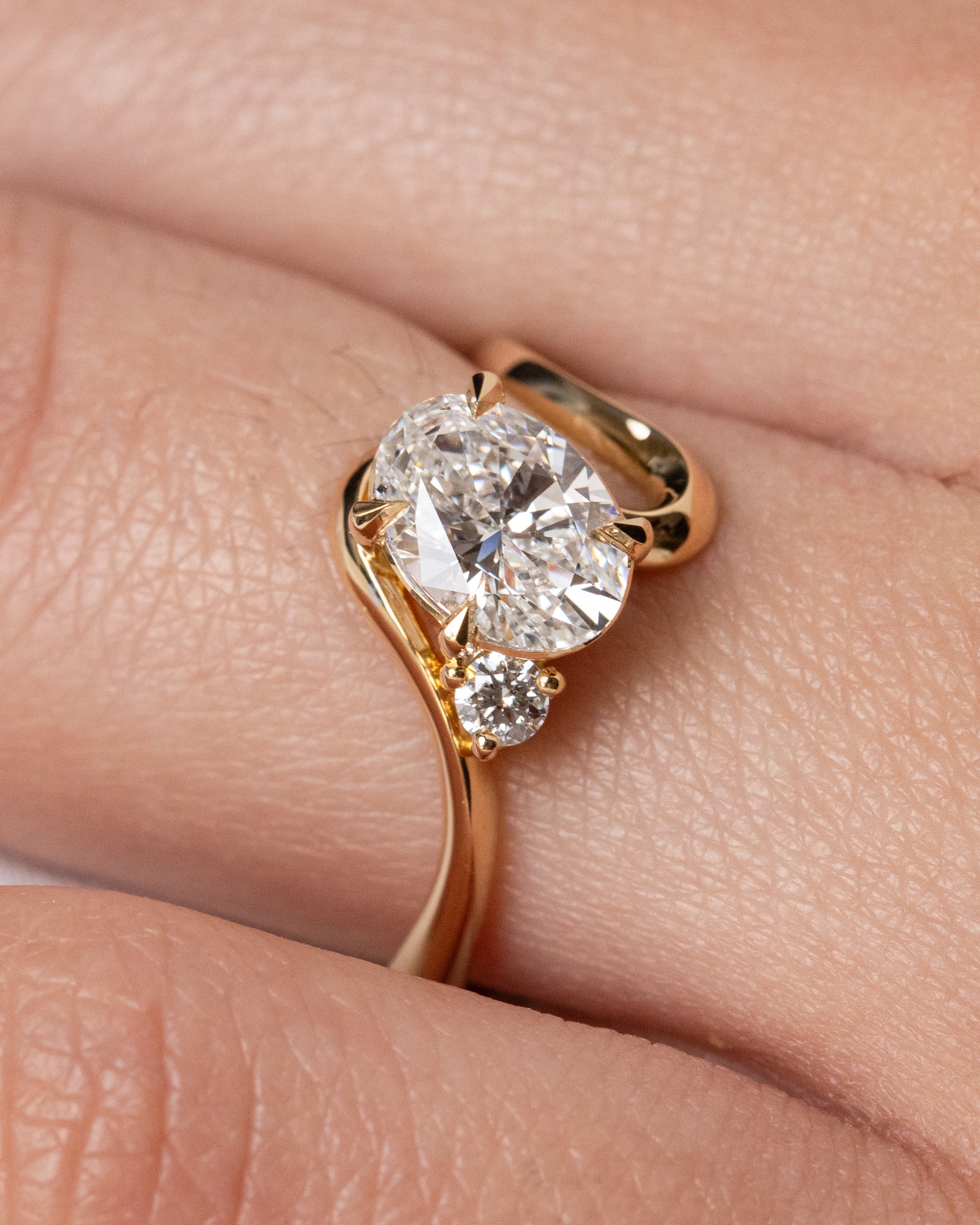 Maeva Oval 1.05ct - Image 6
