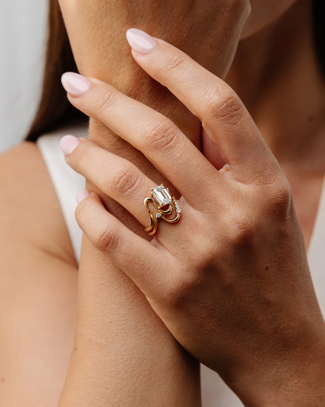 Maeva Oval Band - Image 10