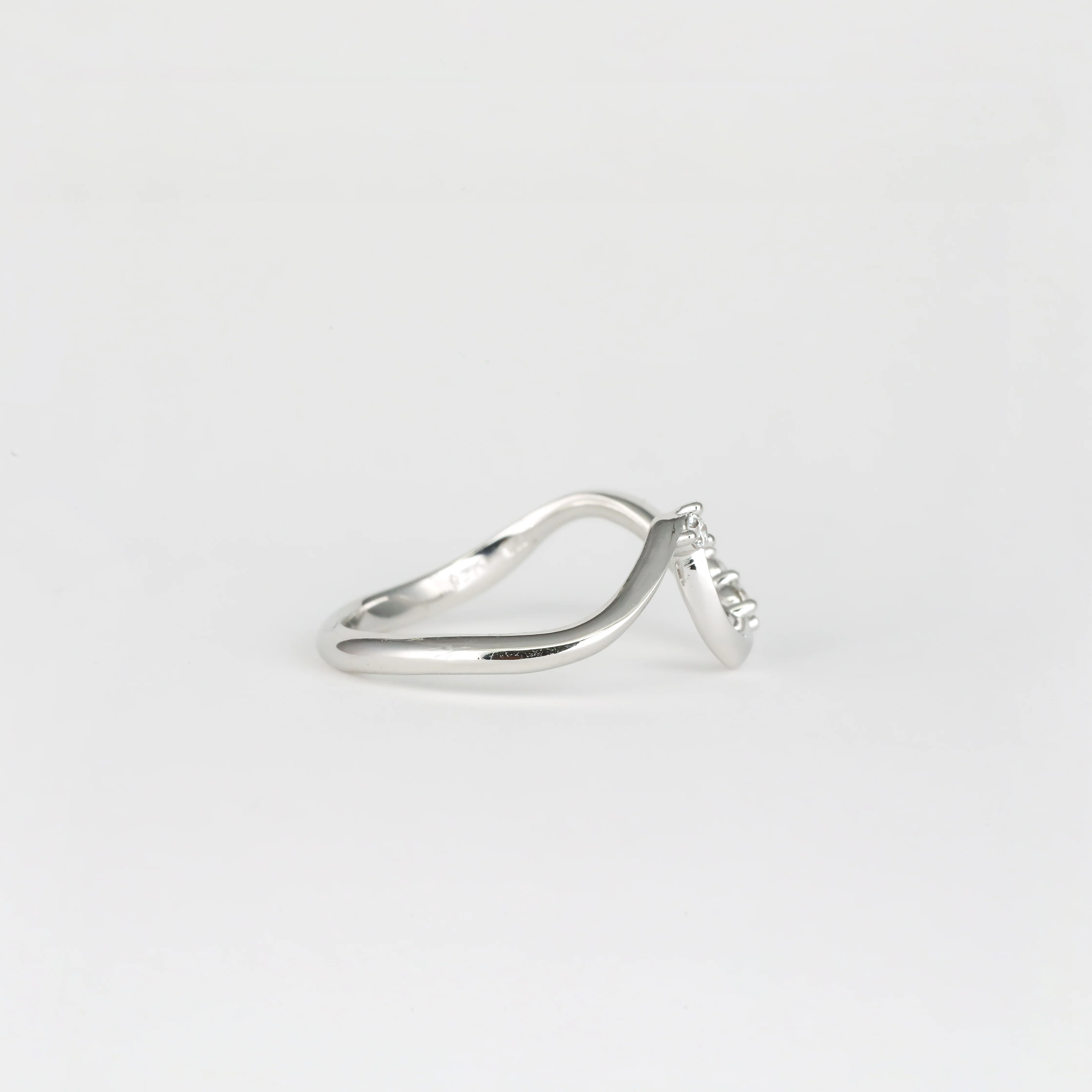 Maeva Oval Band - Image 6