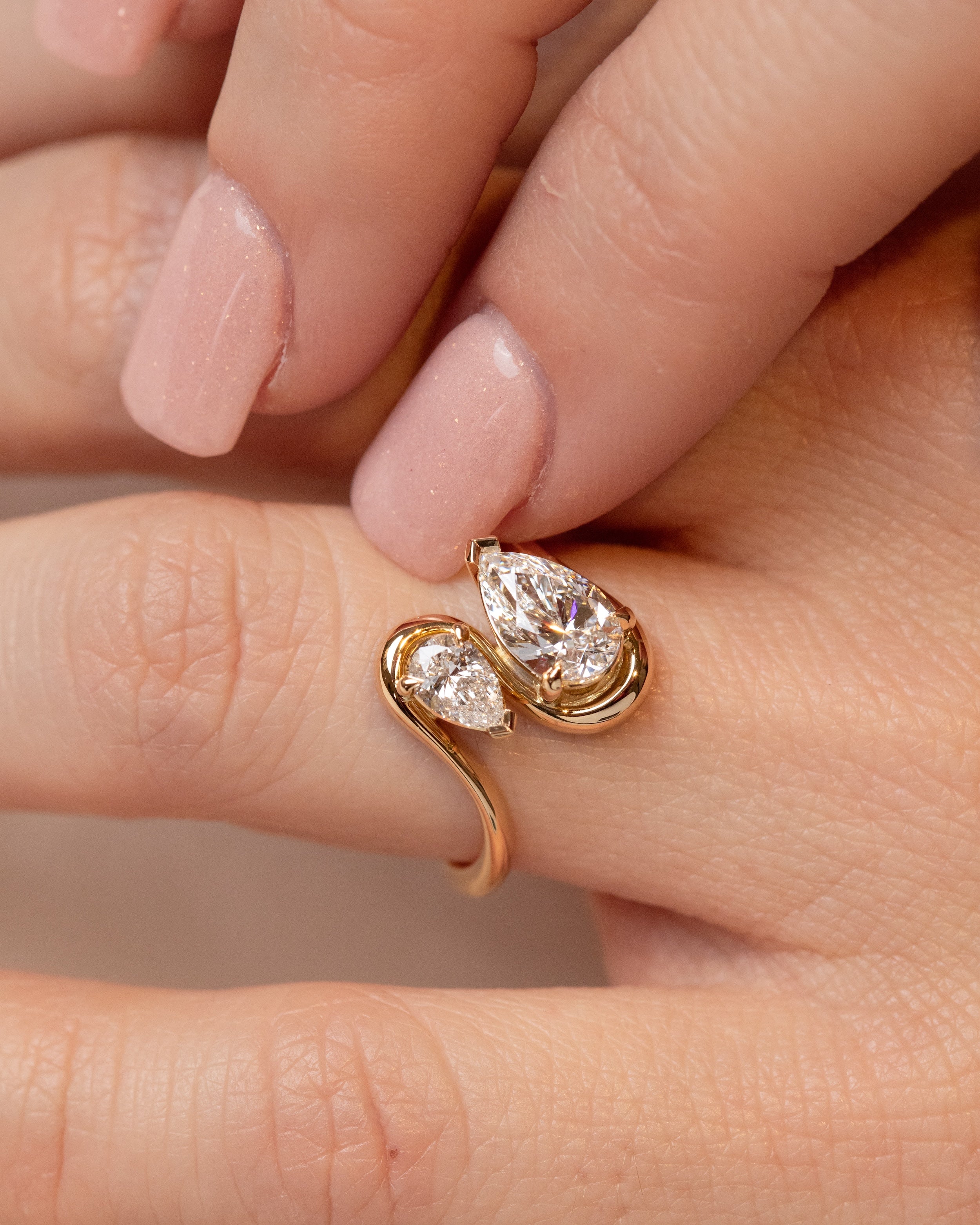 Dita pear 1.37ct - Image 6