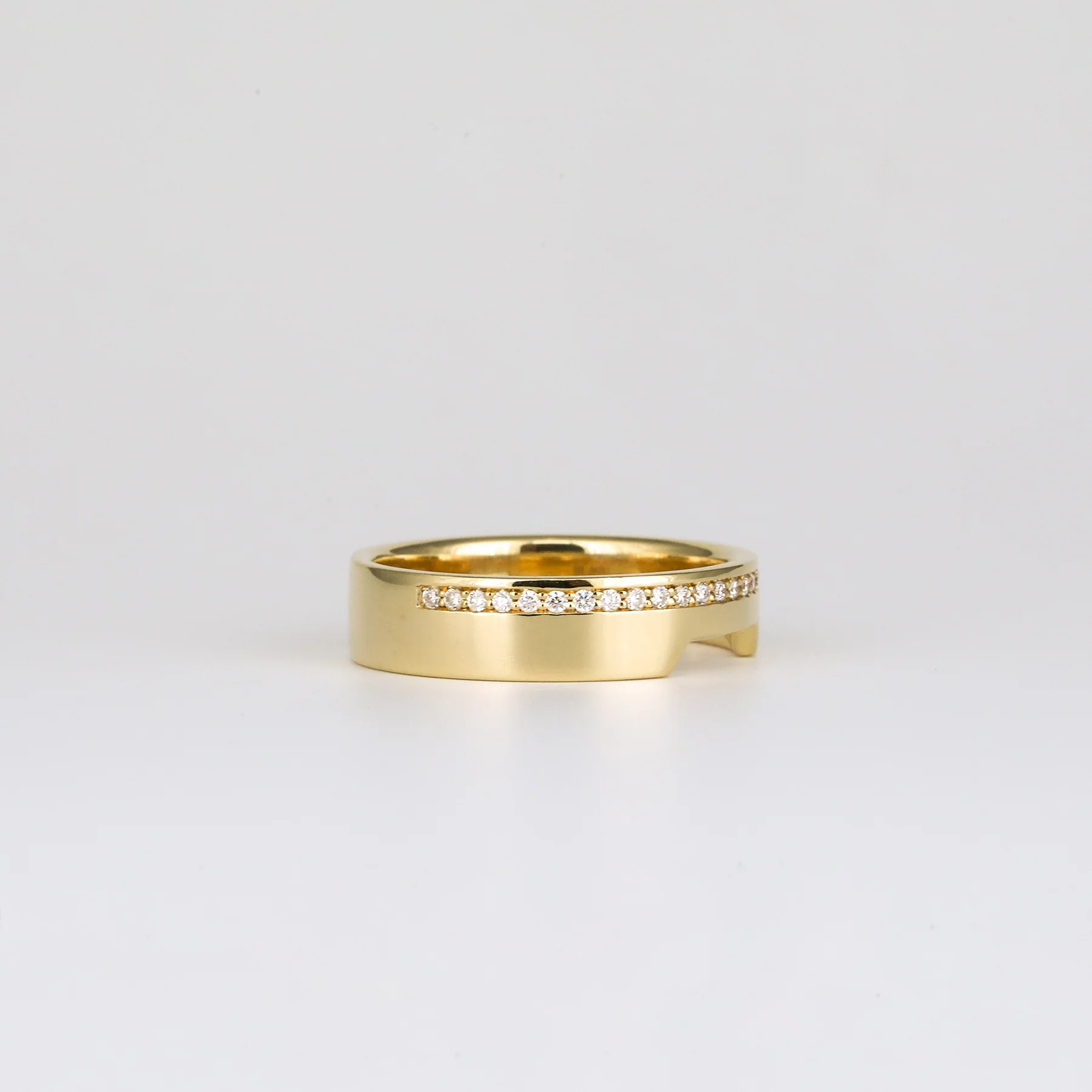 Wide Diamond Contour Band - Image 2